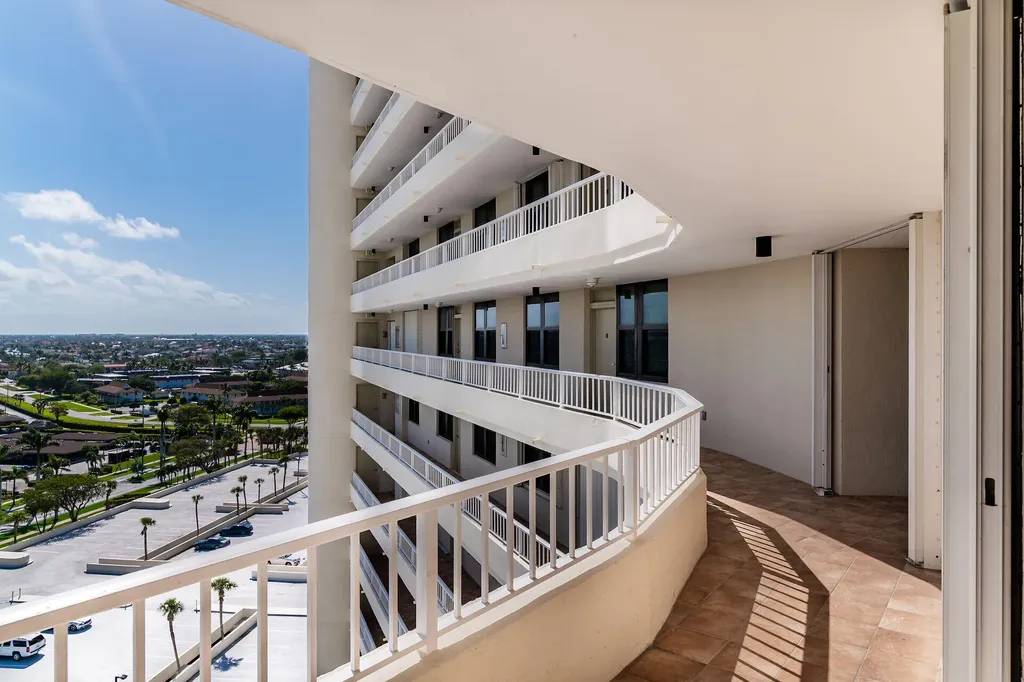 320 Seaview Court Marco Island FL 34145