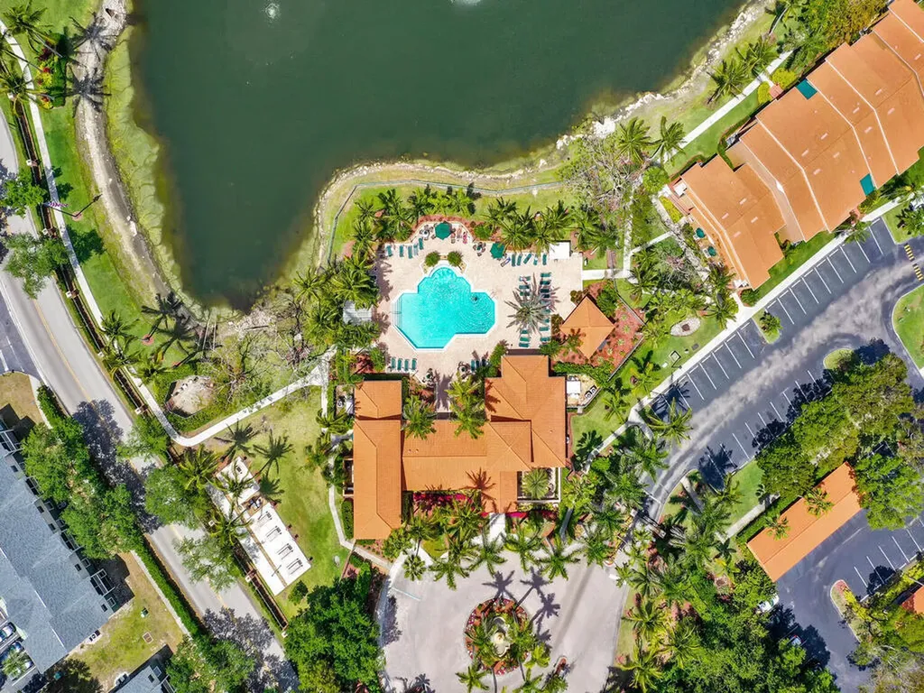 1180 Wildwood Lakes Boulevard Naples FL 34104