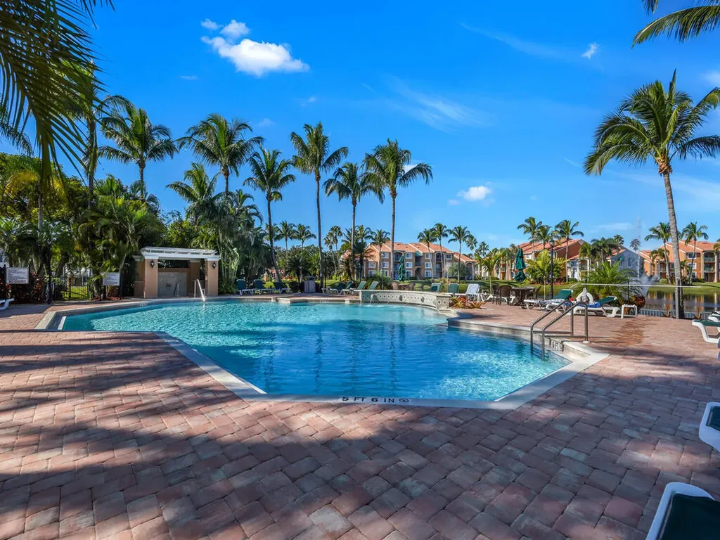 1180 Wildwood Lakes Boulevard Naples FL 34104