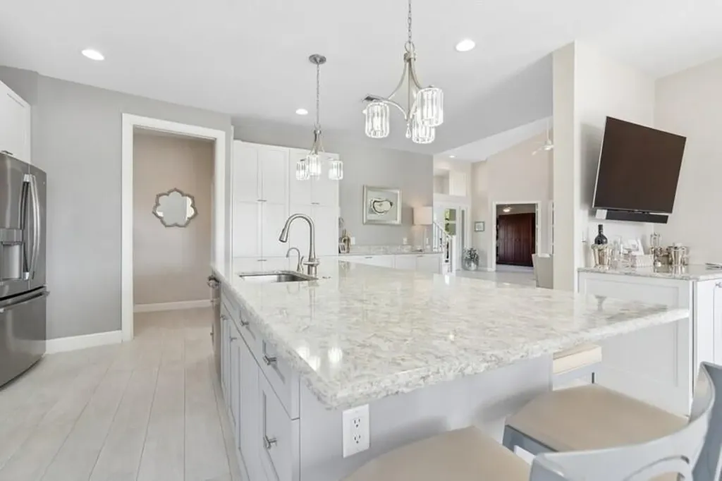 61 N Barfield Drive Marco Island FL 34145