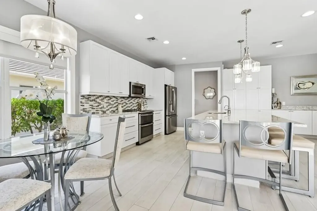 61 N Barfield Drive Marco Island FL 34145