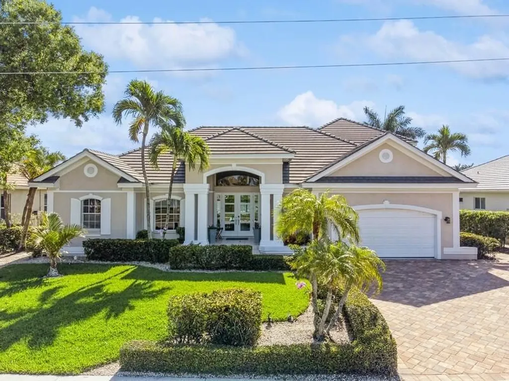 61 N Barfield Drive Marco Island FL 34145