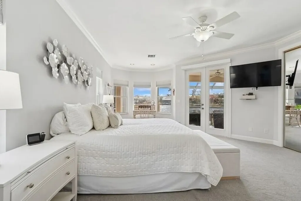 61 N Barfield Drive Marco Island FL 34145