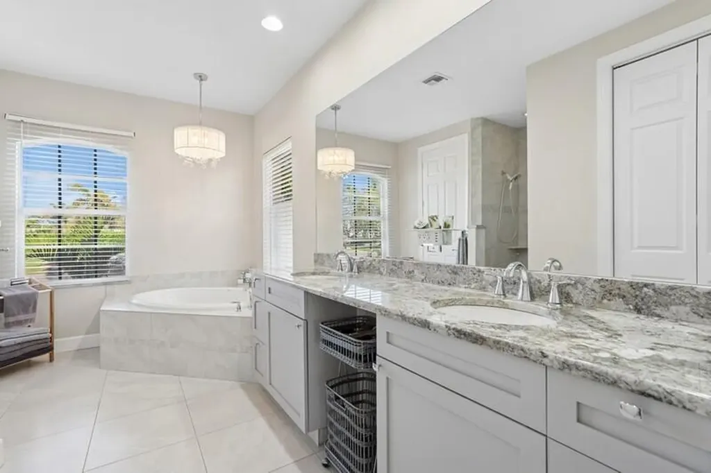 61 N Barfield Drive Marco Island FL 34145