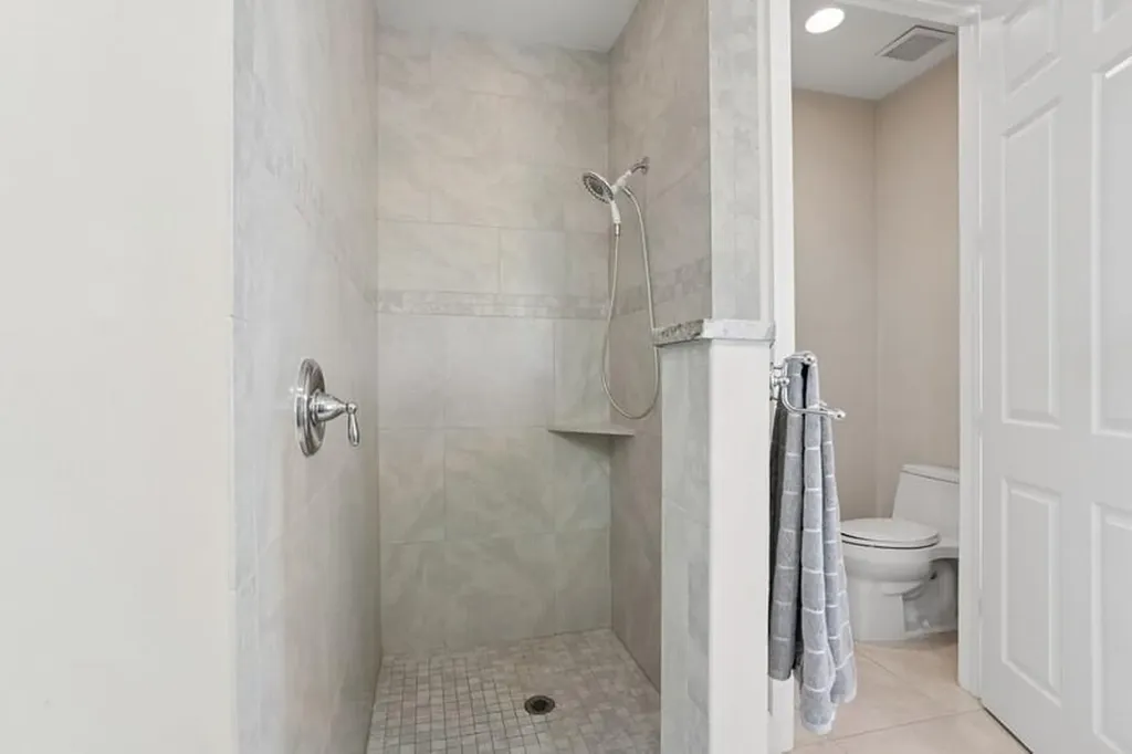 61 N Barfield Drive Marco Island FL 34145