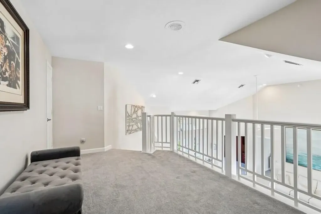 61 N Barfield Drive Marco Island FL 34145