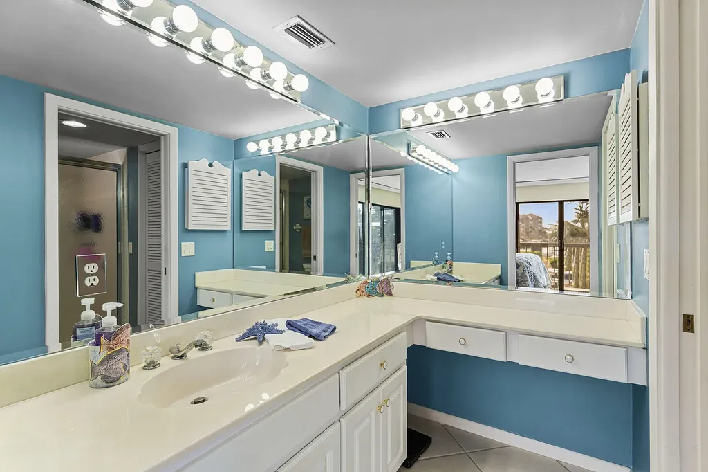 845 Collier Marco Island FL 34145