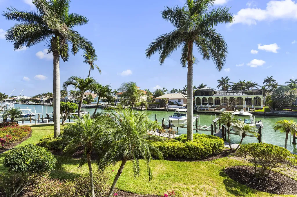 845 Collier Marco Island FL 34145