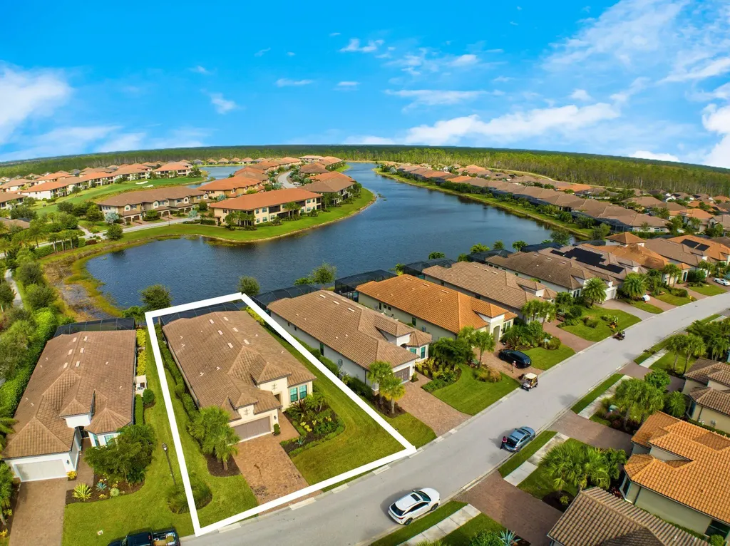 9311 Terresina Drive Naples FL 34119