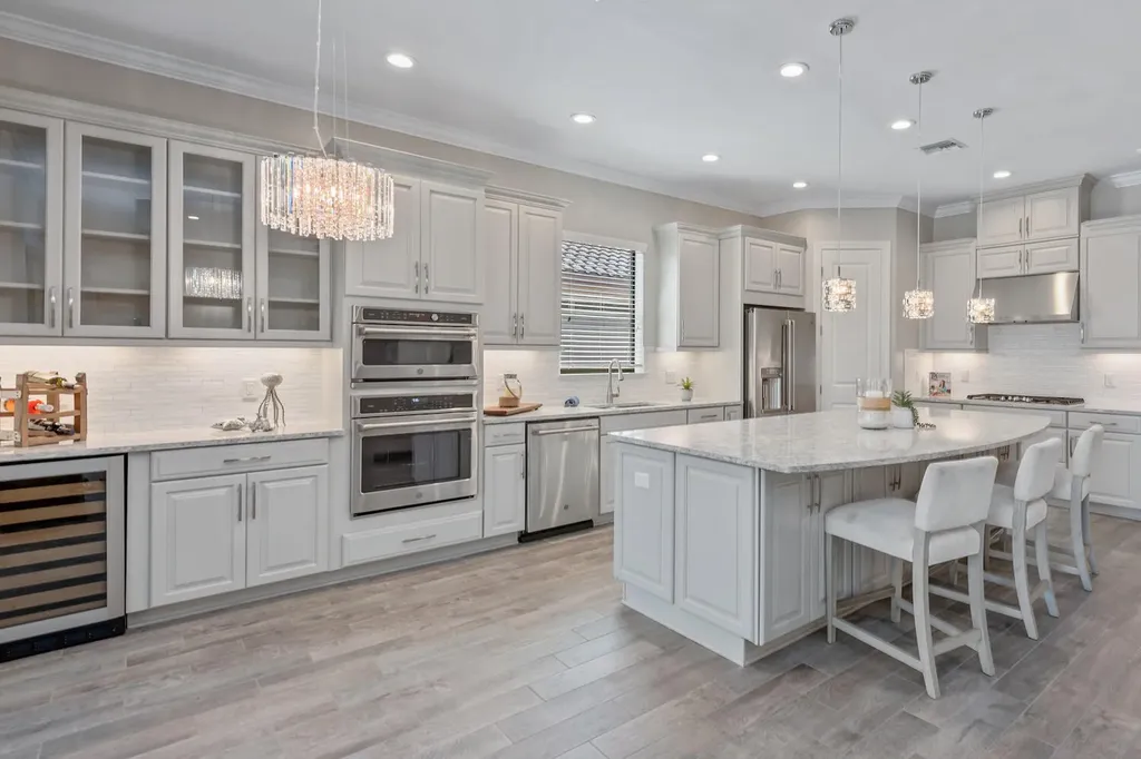 9311 Terresina Drive Naples FL 34119