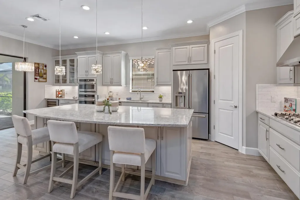 9311 Terresina Drive Naples FL 34119