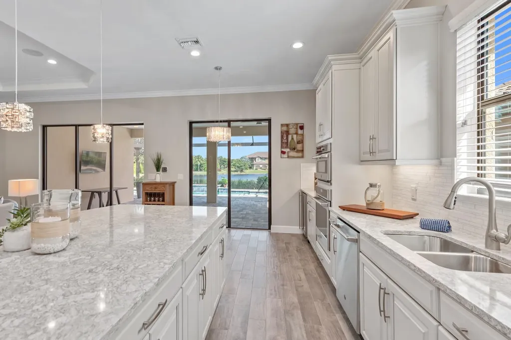 9311 Terresina Drive Naples FL 34119