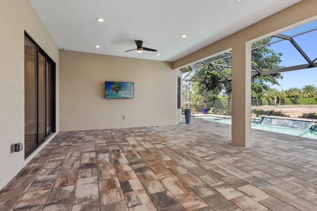 9311 Terresina Drive Naples FL 34119