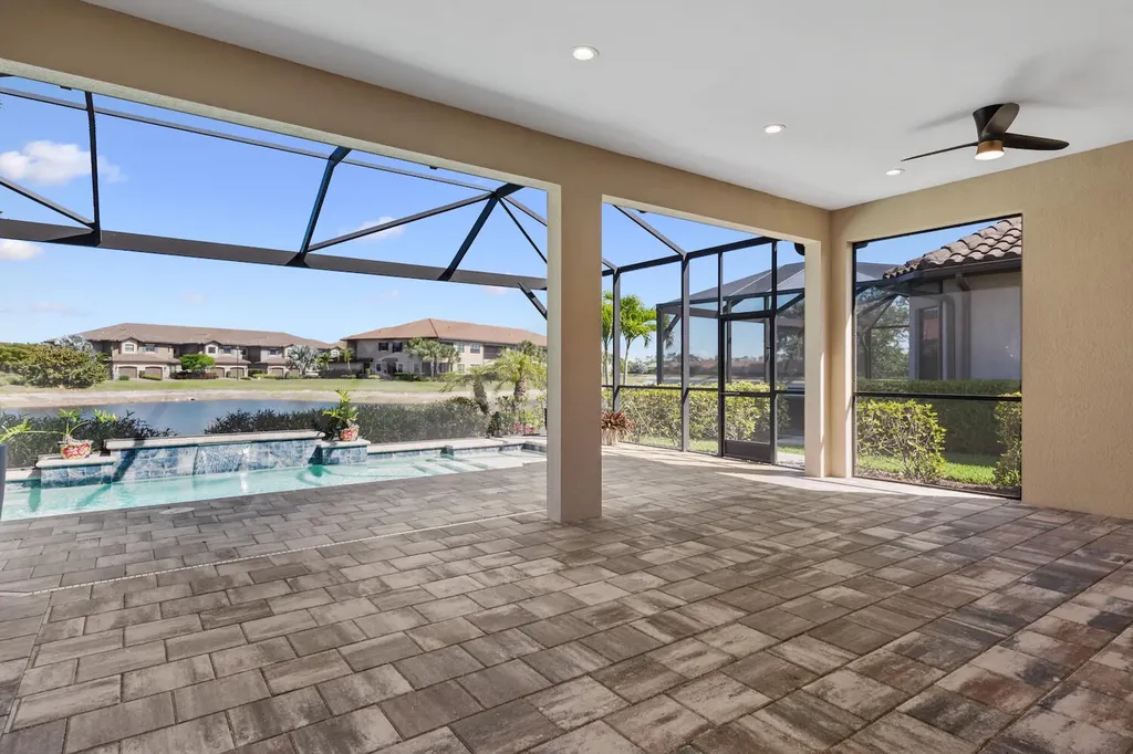 9311 Terresina Drive Naples FL 34119