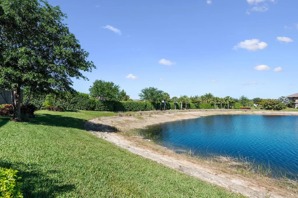 9311 Terresina Drive Naples FL 34119