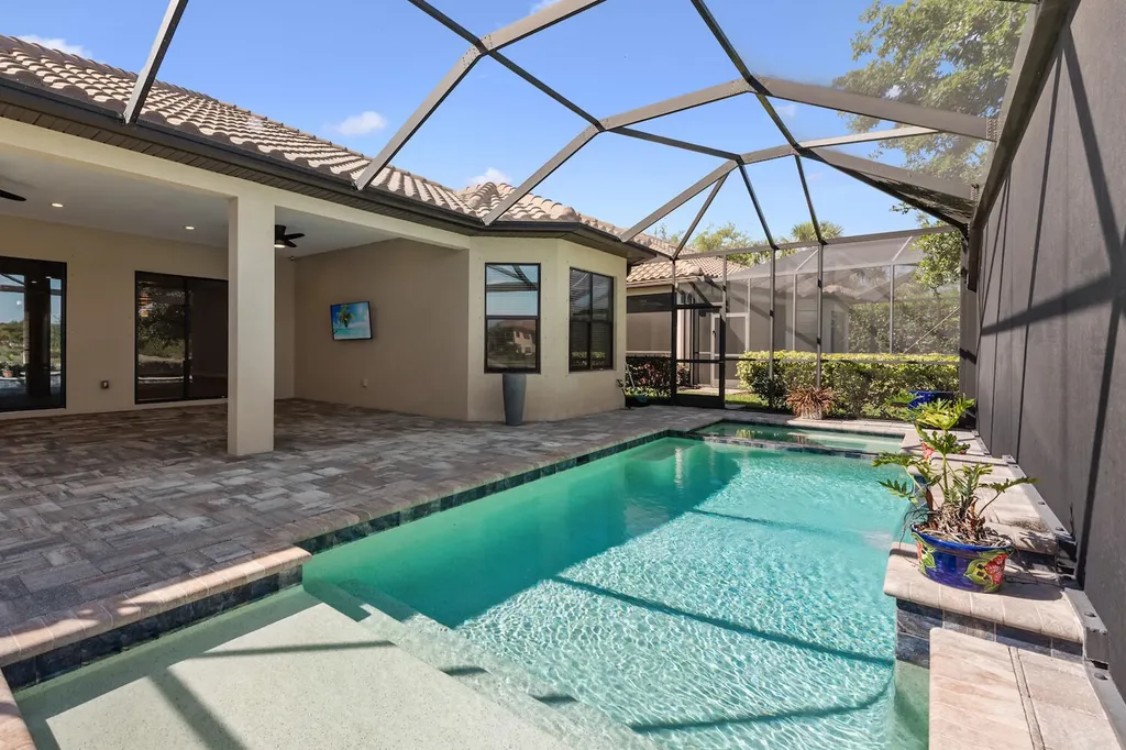 9311 Terresina Drive Naples FL 34119