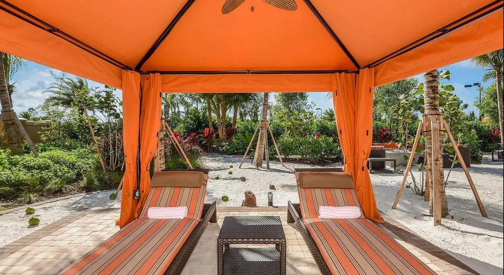 9311 Terresina Drive Naples FL 34119