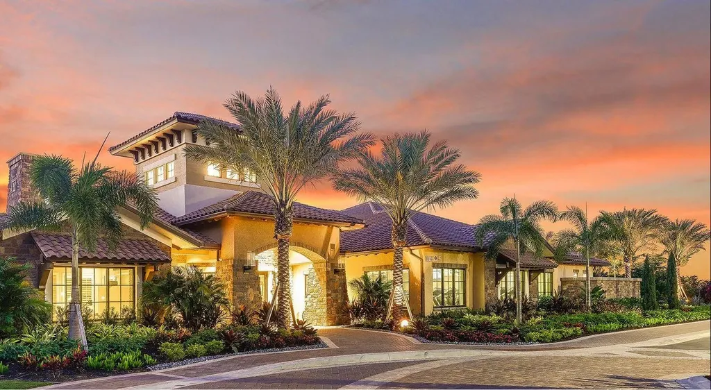 9311 Terresina Drive Naples FL 34119