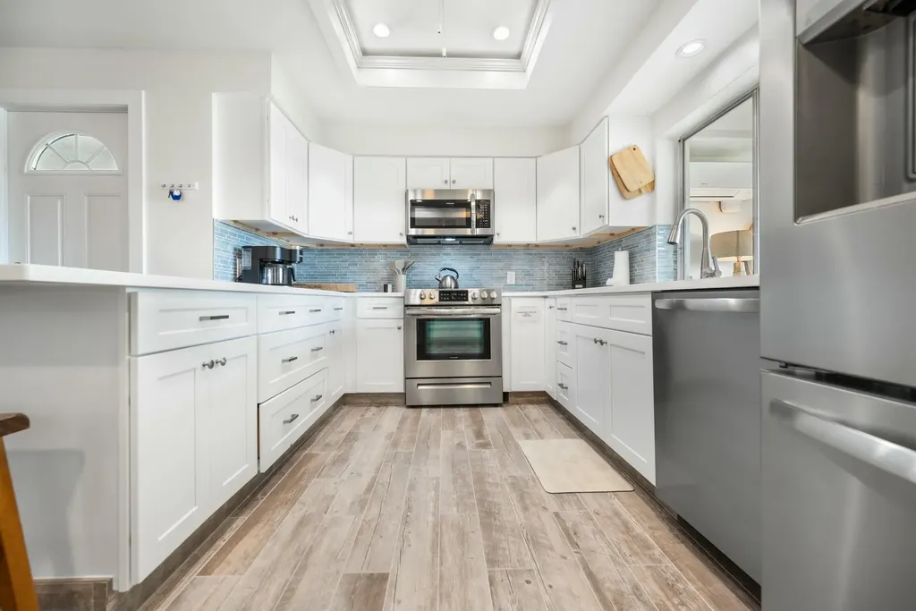 152 W Pago Pago Drive Naples FL 34113