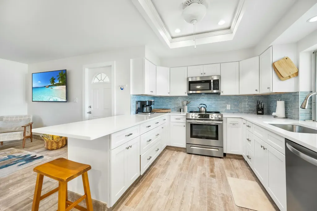 152 W Pago Pago Drive Naples FL 34113