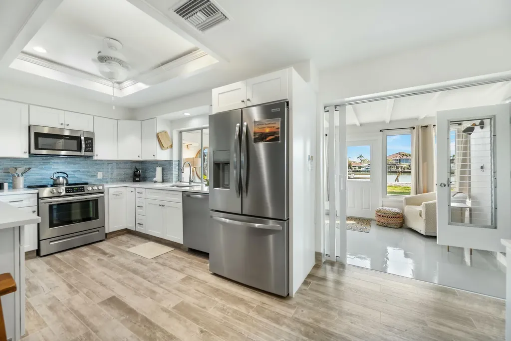 152 W Pago Pago Drive Naples FL 34113