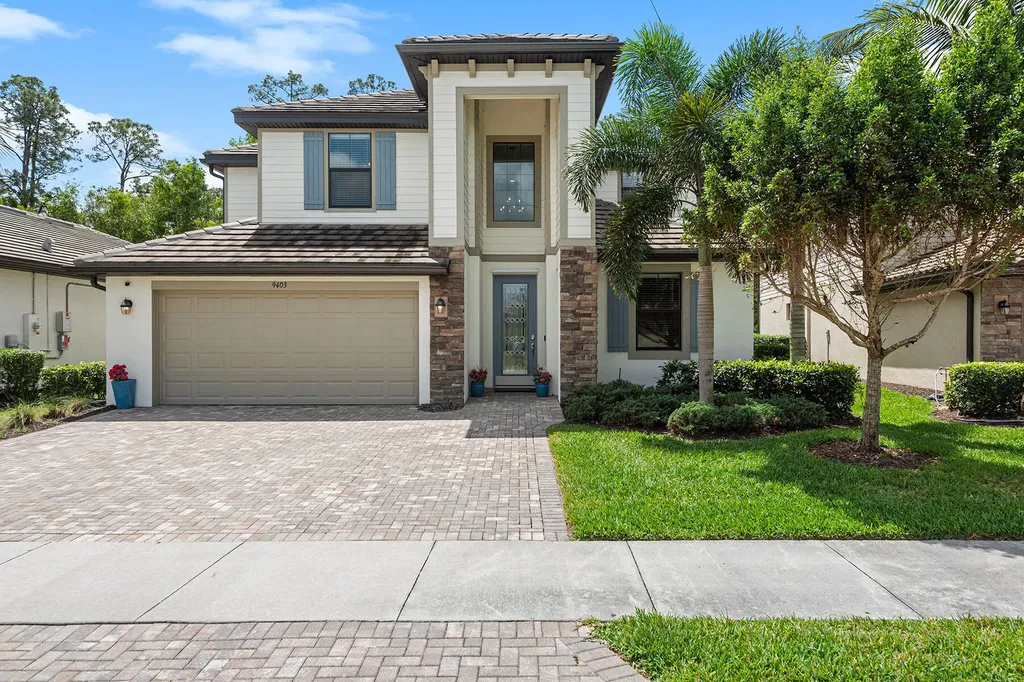 9403 Foxglove Lane Naples FL 34120