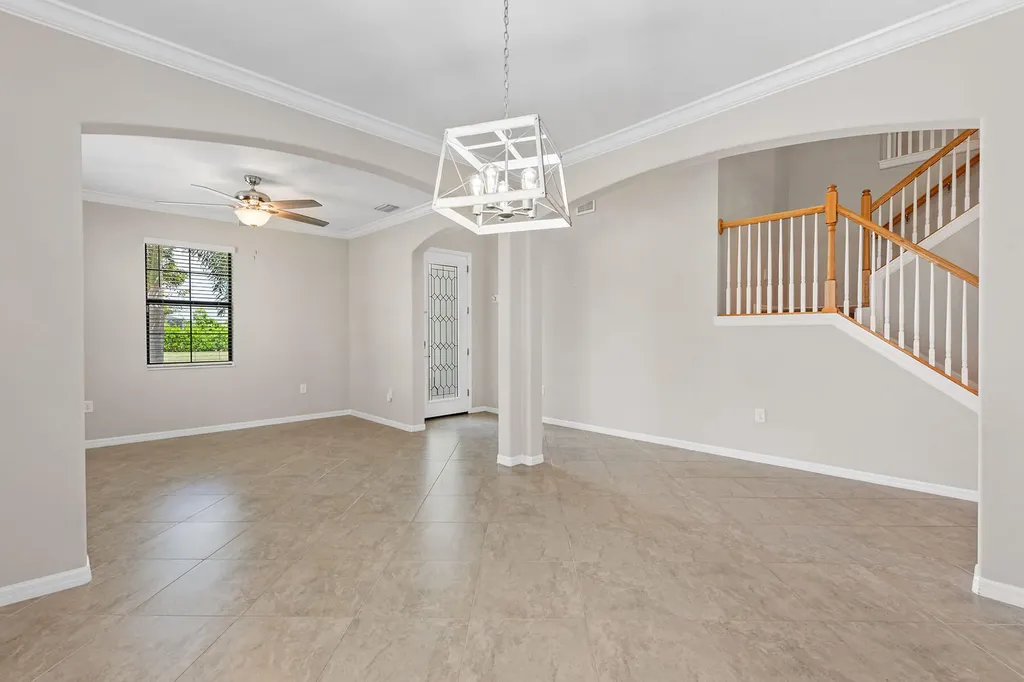 9403 Foxglove Lane Naples FL 34120