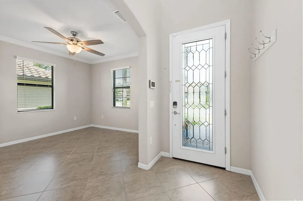 9403 Foxglove Lane Naples FL 34120