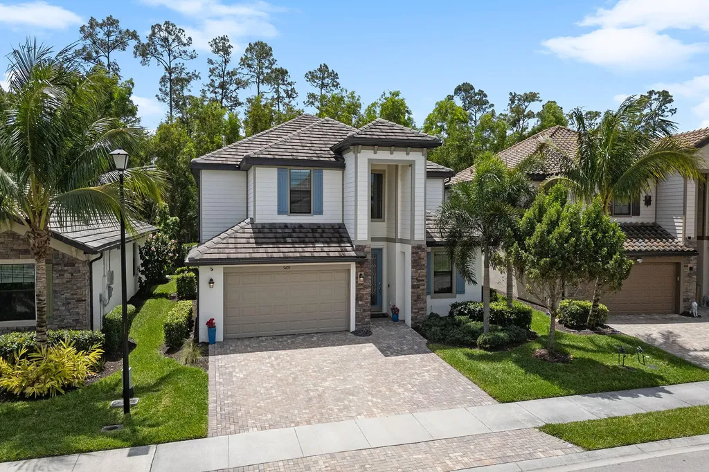9403 Foxglove Lane Naples FL 34120