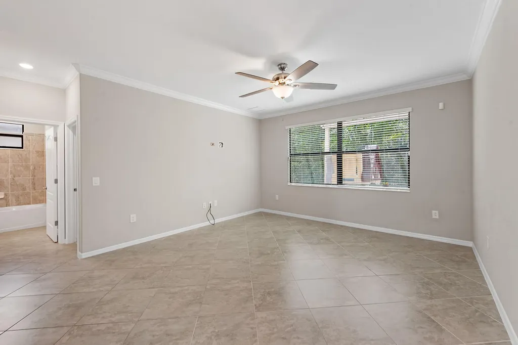 9403 Foxglove Lane Naples FL 34120