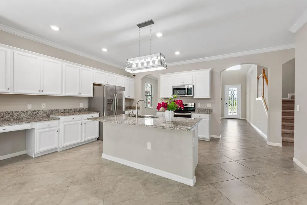 9403 Foxglove Lane Naples FL 34120