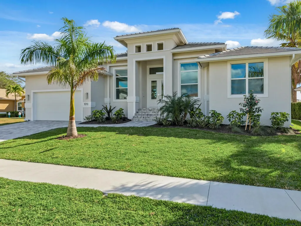 1213 Whiteheart Avenue Marco Island FL 34145