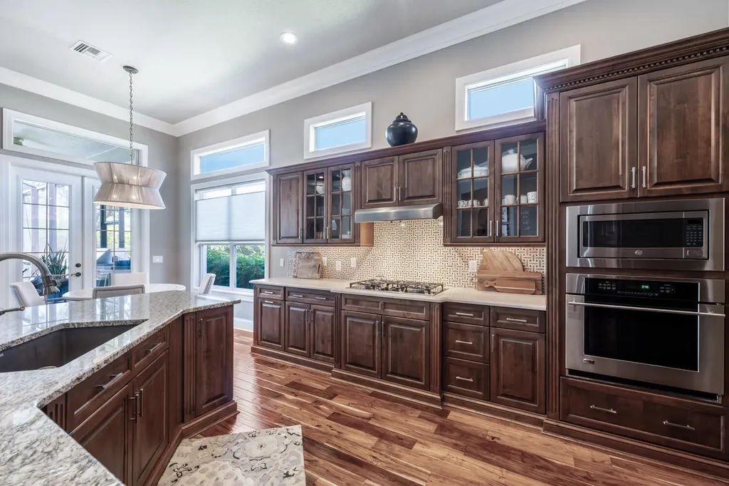 3086 Aviamar Circle Naples FL 34114