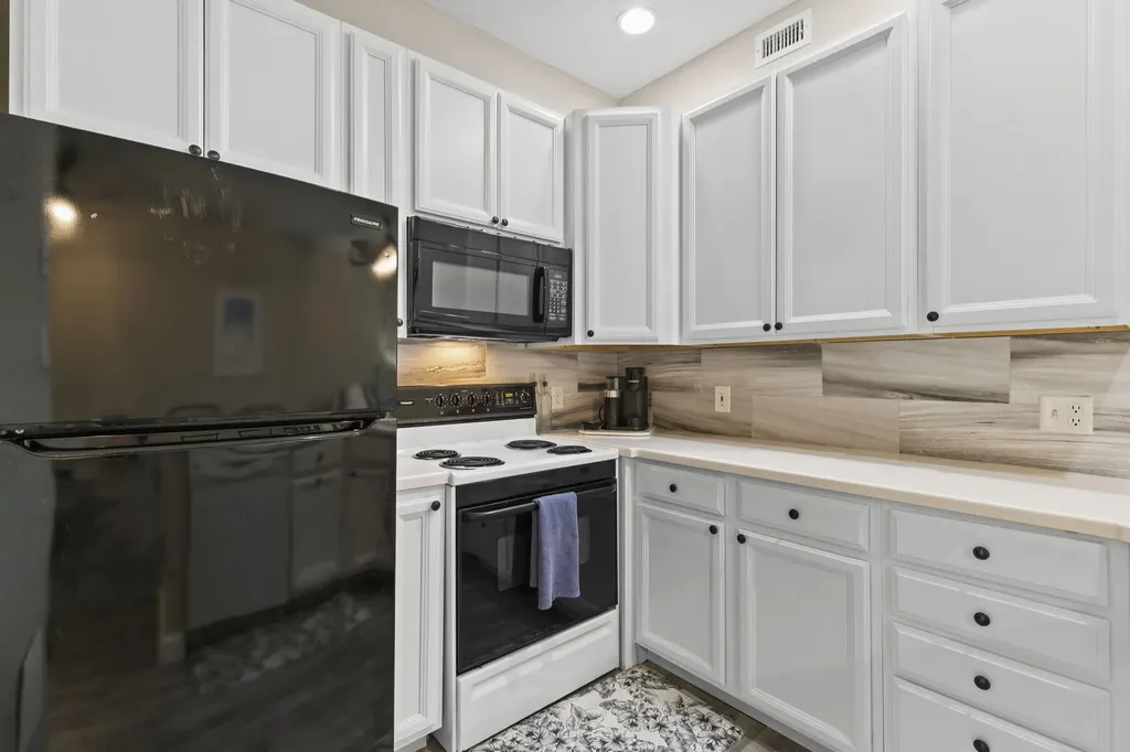 462 Tallwood Street Marco Island FL 34145