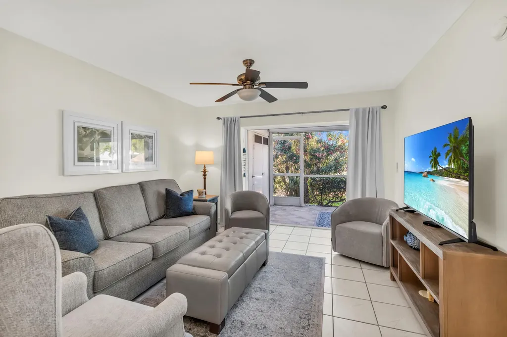 661 W Elkcam Circle Marco Island FL 34145