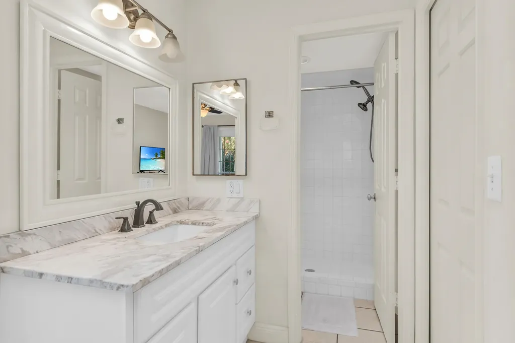 661 W Elkcam Circle Marco Island FL 34145