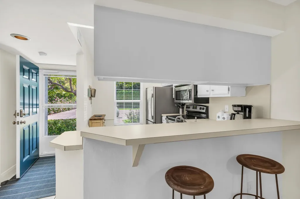 661 W Elkcam Circle Marco Island FL 34145