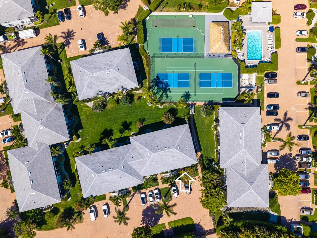 661 W Elkcam Circle Marco Island FL 34145