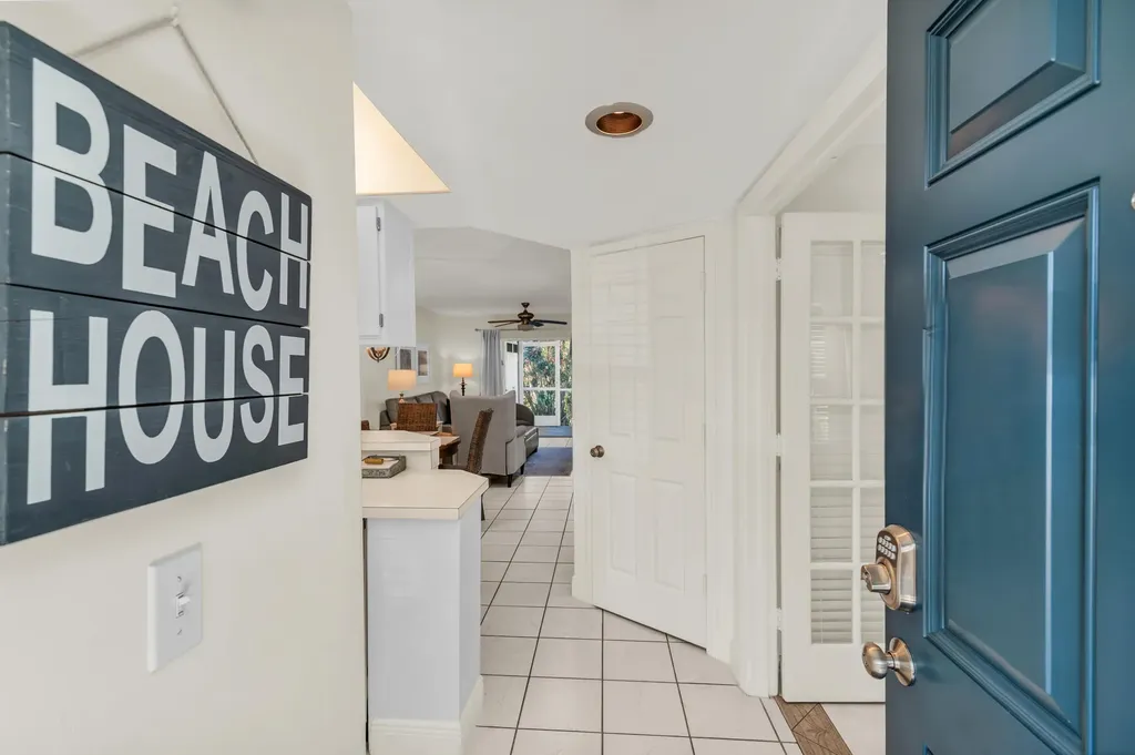 661 W Elkcam Circle Marco Island FL 34145