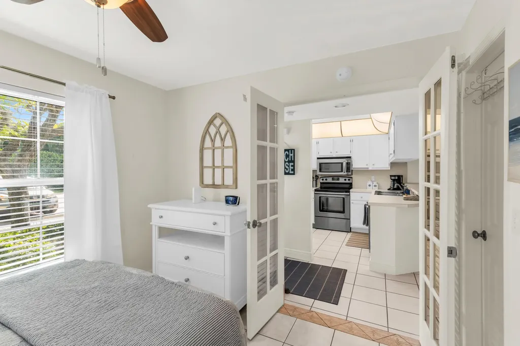 661 W Elkcam Circle Marco Island FL 34145