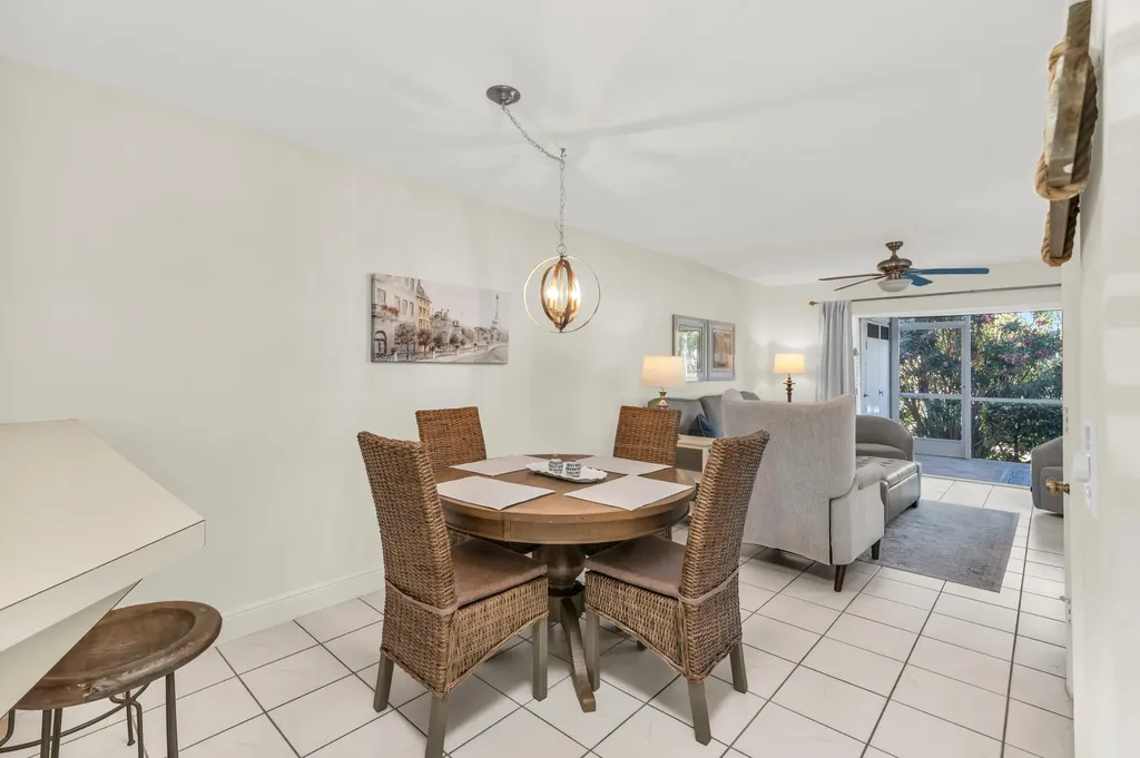 661 W Elkcam Circle Marco Island FL 34145