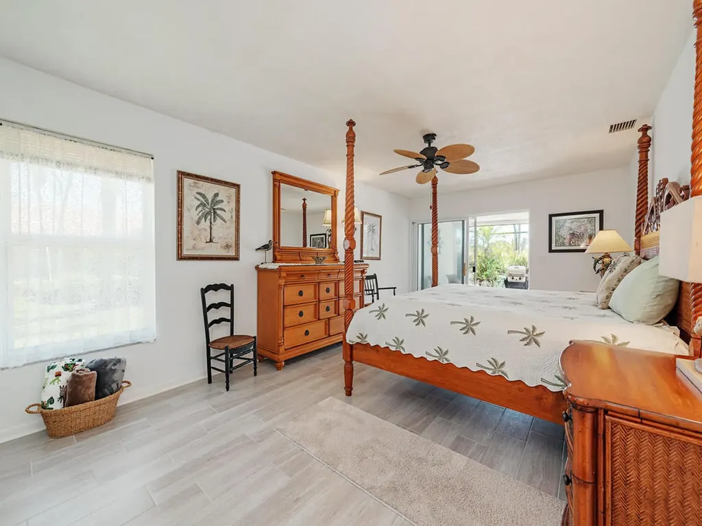 226 Torrey Pines Naples FL 34113