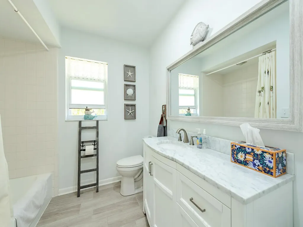 226 Torrey Pines Naples FL 34113