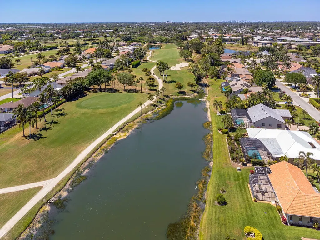 226 Torrey Pines Naples FL 34113