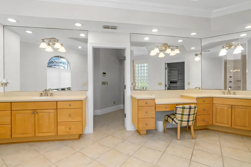 9 Acorn Court Marco Island FL 34145