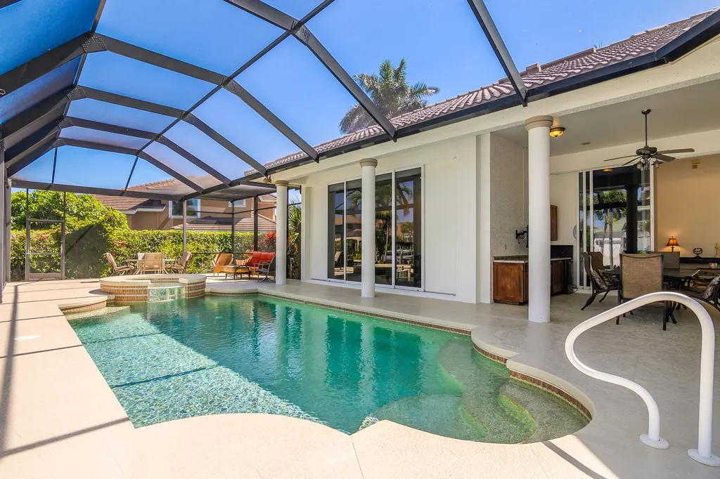 9 Acorn Court Marco Island FL 34145