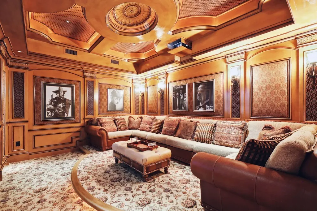 580 S Heathwood Drive Marco Island FL 34145