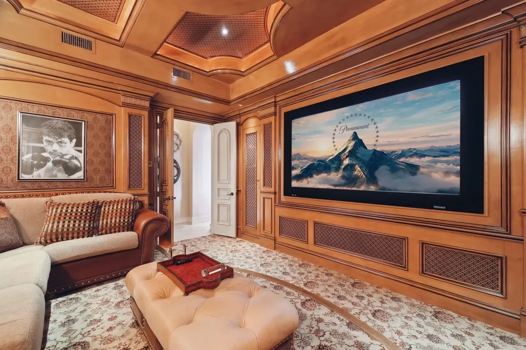 580 S Heathwood Drive Marco Island FL 34145