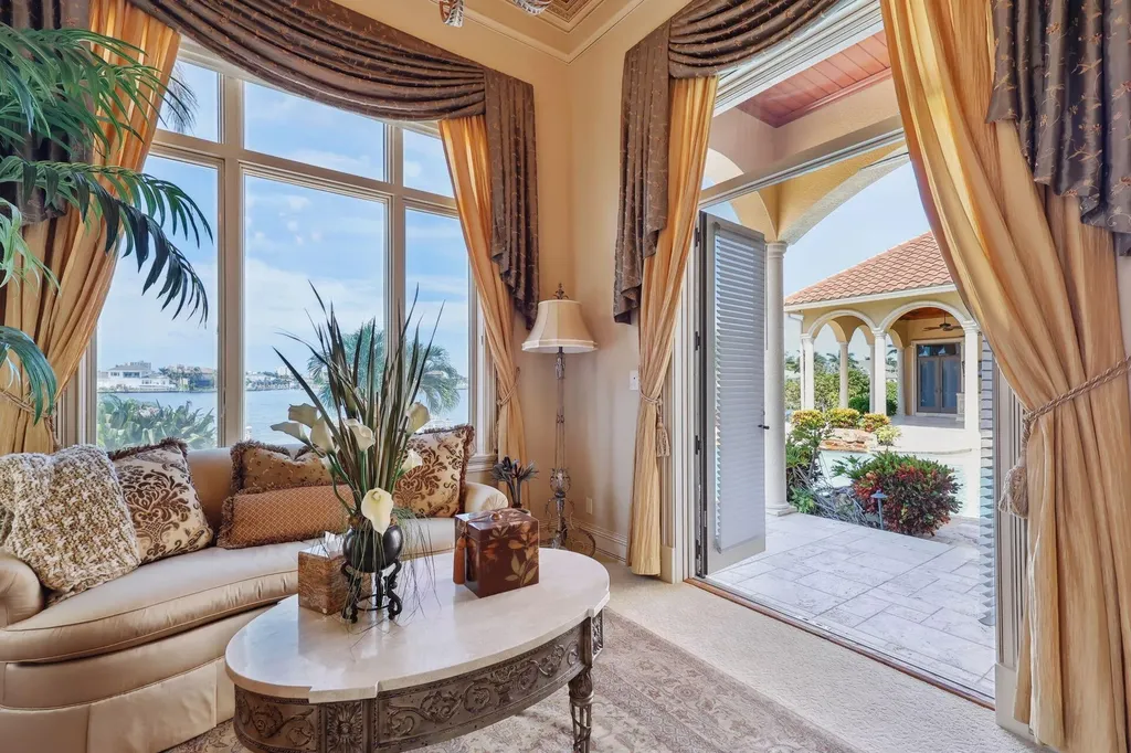 580 S Heathwood Drive Marco Island FL 34145