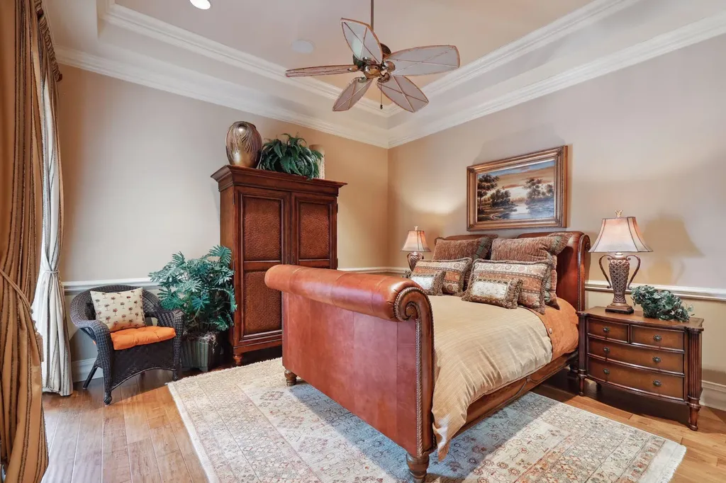 580 S Heathwood Drive Marco Island FL 34145